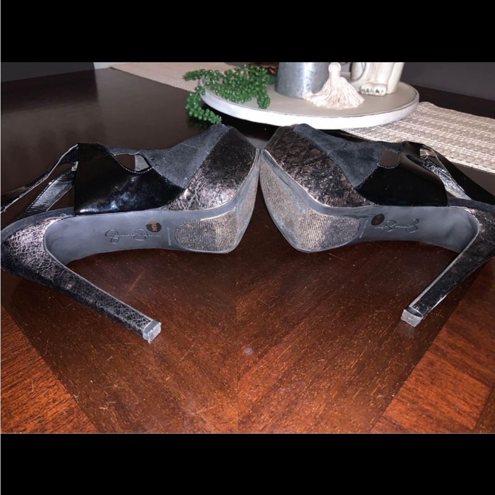 JESSICA SIMPSON HEELS - Picture 3 of 4